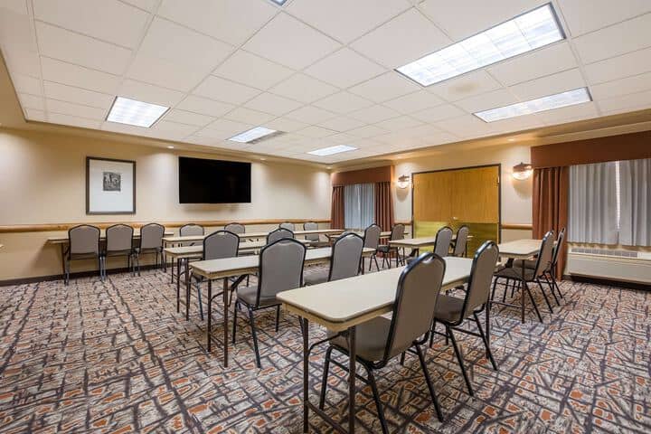 Meeting facility